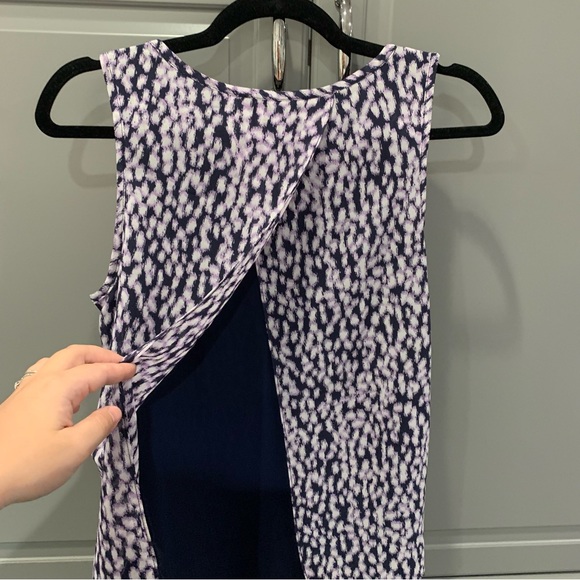 NWT Michael Kors Patterned Purple Crossover Back Tank - Picture 6 of 6